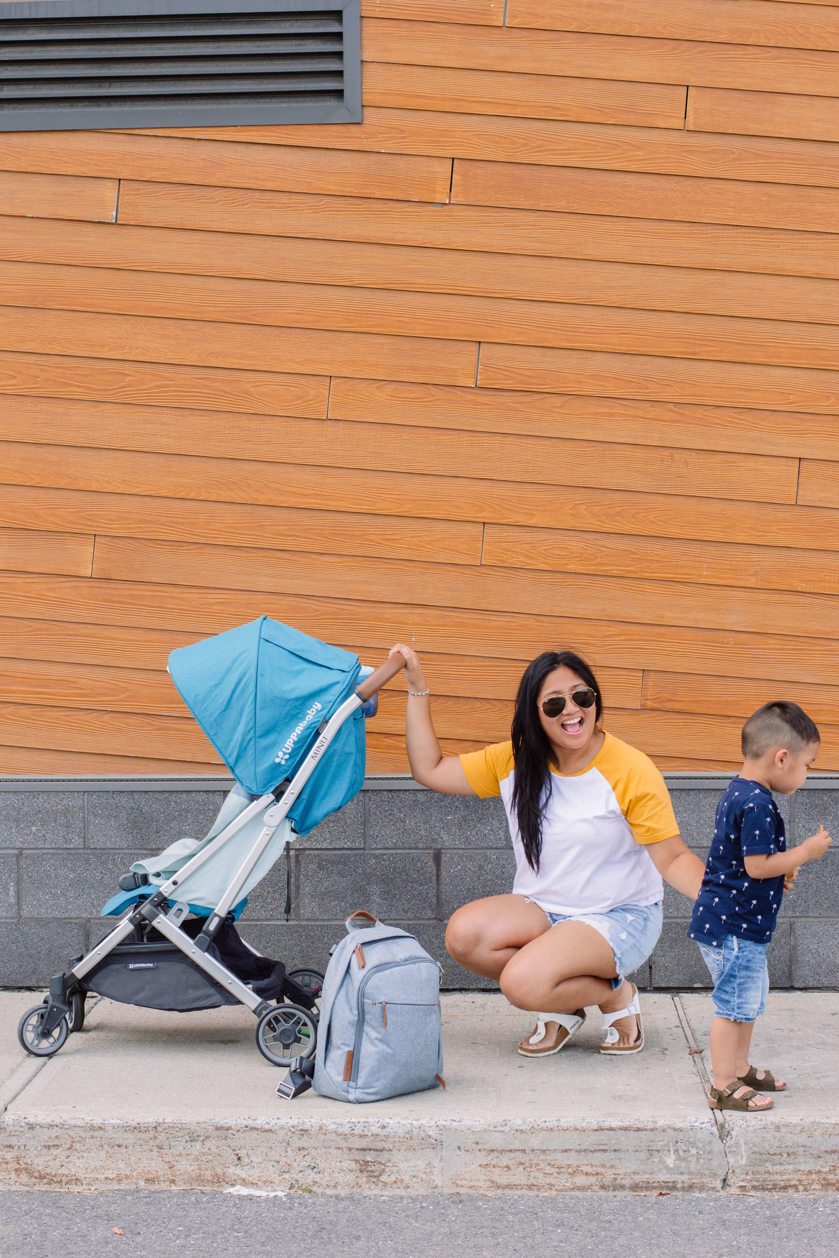 We love our UPPAbaby MINU stroller and today, we're sharing our favorite accessories to go along with it! #UPPAbaby #UPPAbabyMINU