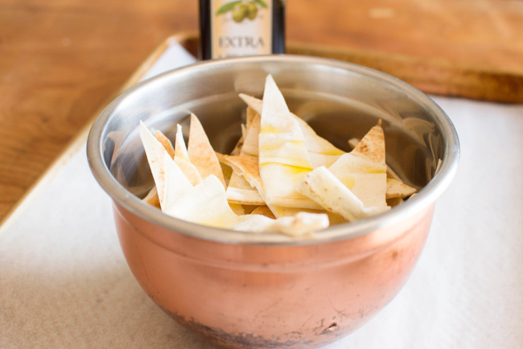 Searching for an easy recipe for pita chips? Look no further! My surefire recipe consists of only 2 ingredients and takes about 10 minutes to make. Easy peasy!