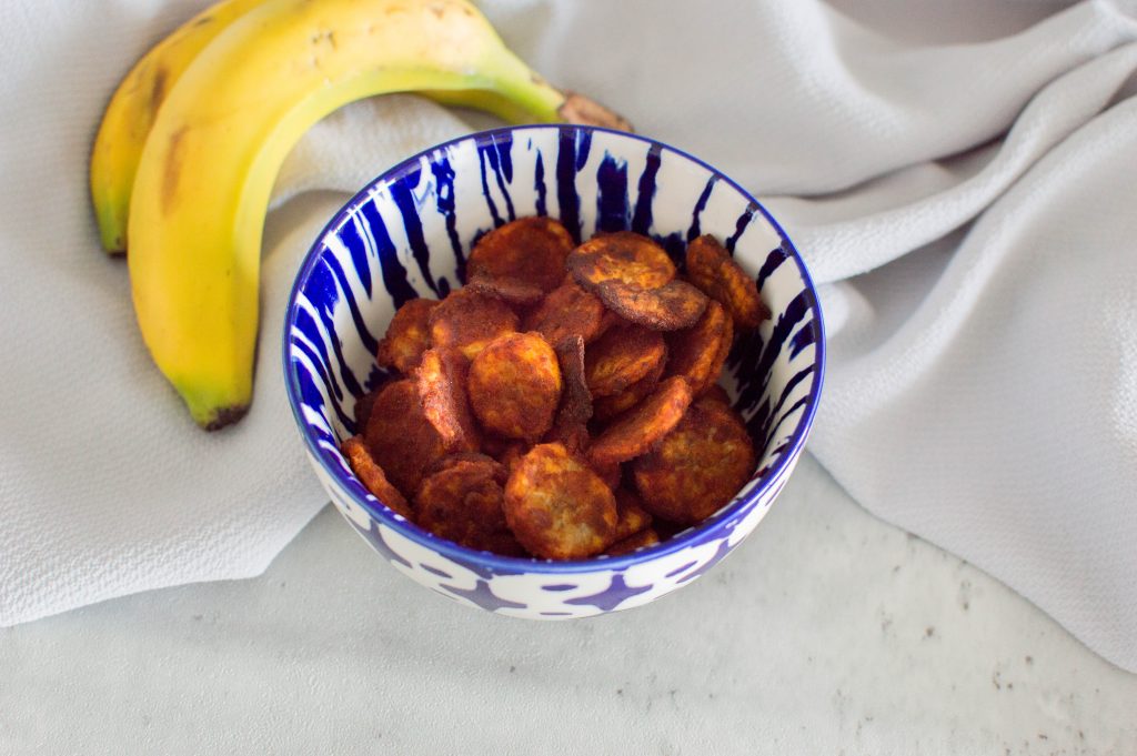 These Air Fryer Banana Chips are totally on the savoury side - jam-packed with flavour all thanks to its paprika addition. So delicious and a great alternative for a healthy snack!