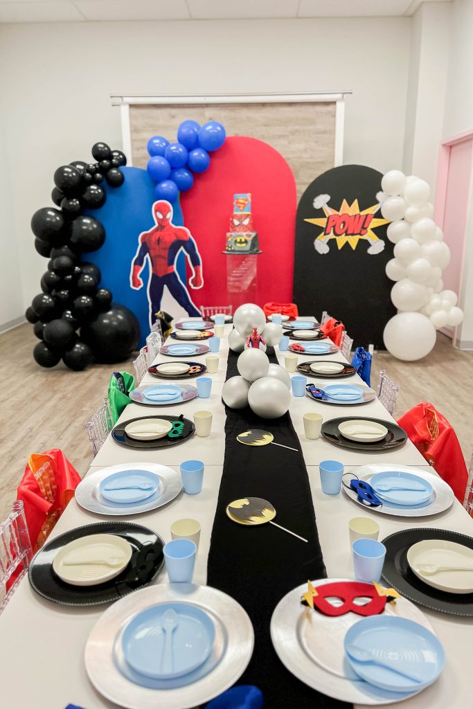 Have you always loved the idea of superhero parties? If you have a little one who can’t get enough of their superheroes, then check out these great party ideas.